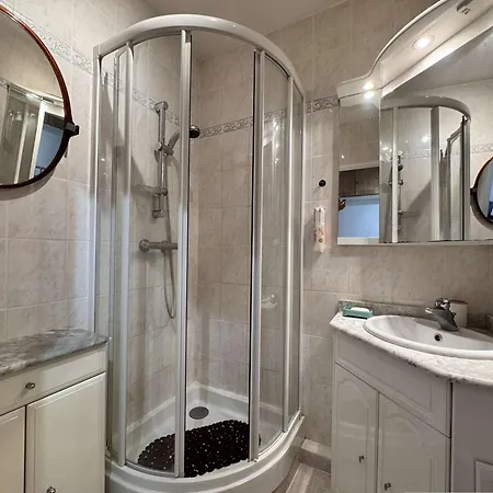 Apartamento Au Brusc, Proche Mer, 4 Couchages - Fr-1-845-5 *